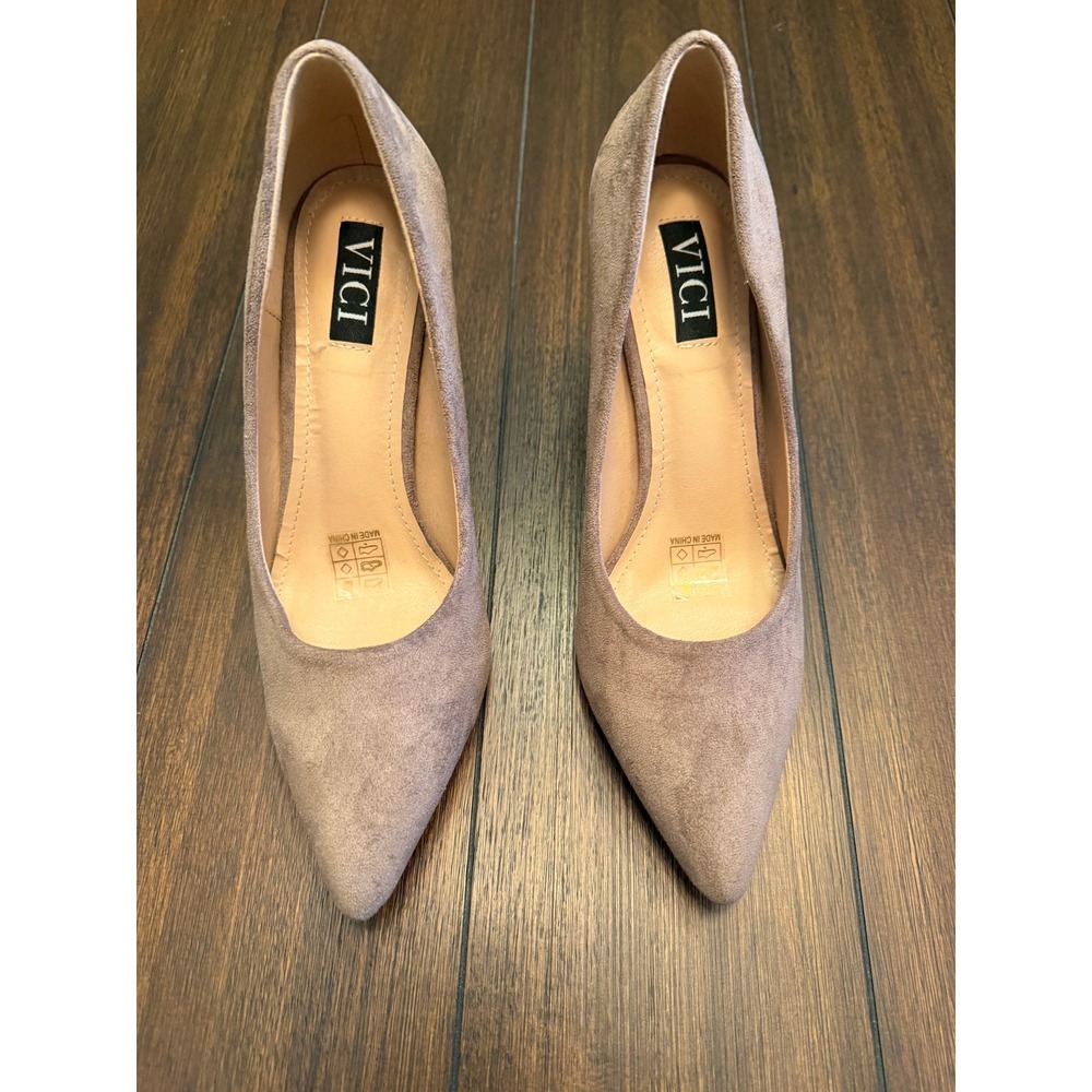VICI Jashin Taupe Faux Suede Pointed Toe Block Heel Pumps Womens 10